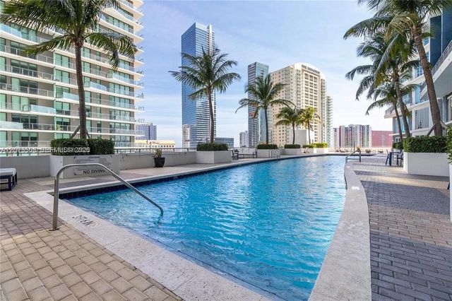 60 SW 13th Street 5210, Miami, FL 33130