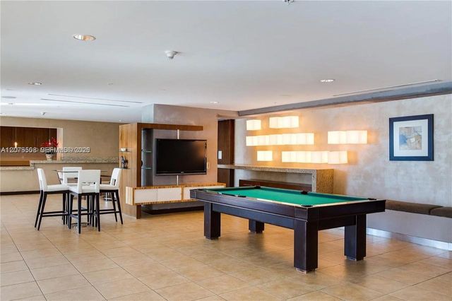 60 SW 13th Street 5210, Miami, FL 33130