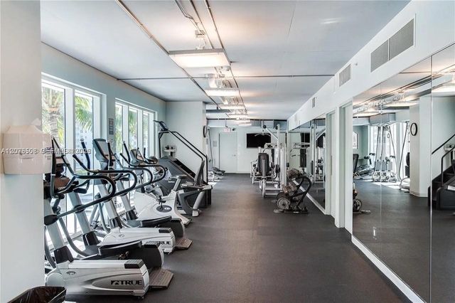 60 SW 13th Street 5210, Miami, FL 33130