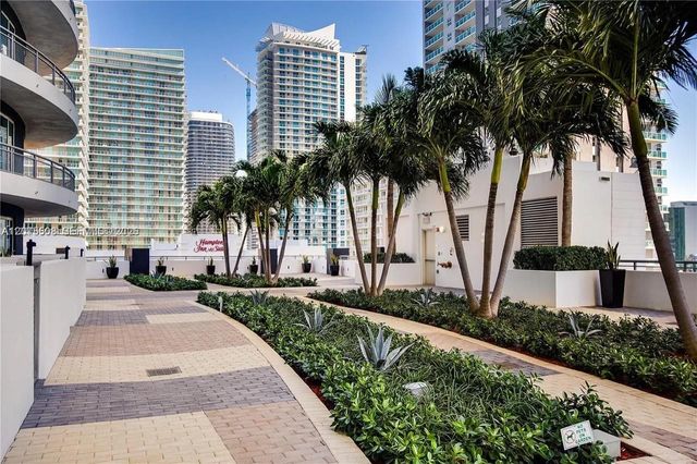 60 SW 13th Street 5210, Miami, FL 33130