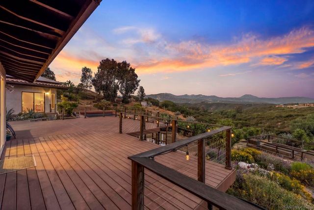 1106 Alpine Oaks Dr., Alpine, CA 91901