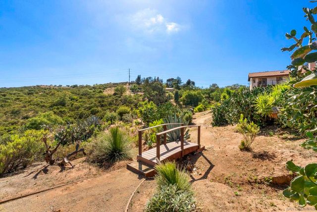 1106 Alpine Oaks Dr., Alpine, CA 91901