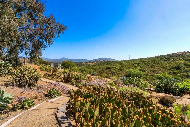 1106 Alpine Oaks Dr., Alpine, CA 91901