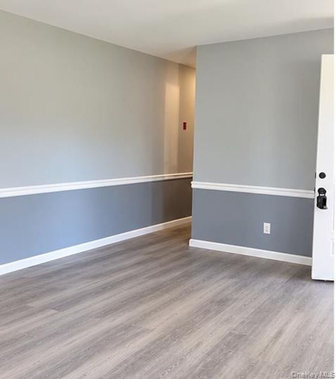 2909 Falcon Avenue, Medford, NY 11763 — photo 3