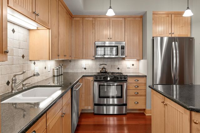 203 Mill Street N202, Excelsior, MN 55331