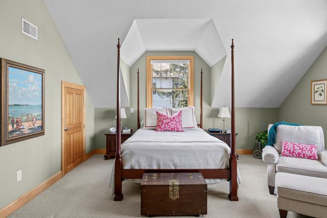 203 Mill Street N202, Excelsior, MN 55331