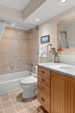 203 Mill Street N202, Excelsior, MN 55331