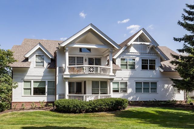 203 Mill Street N202, Excelsior, MN 55331