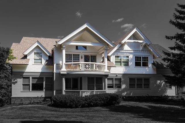 203 Mill Street N202, Excelsior, MN 55331