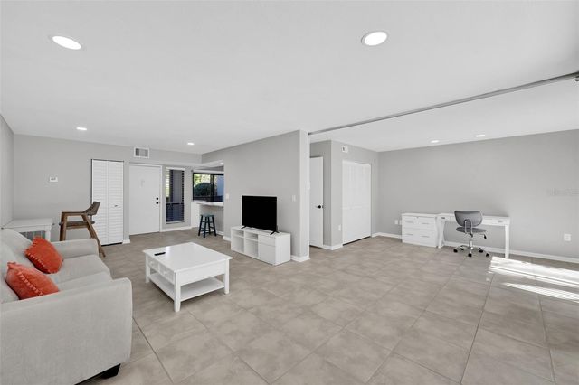 1697 BROOKHOUSE CIRCLE 116, Sarasota, FL 34231