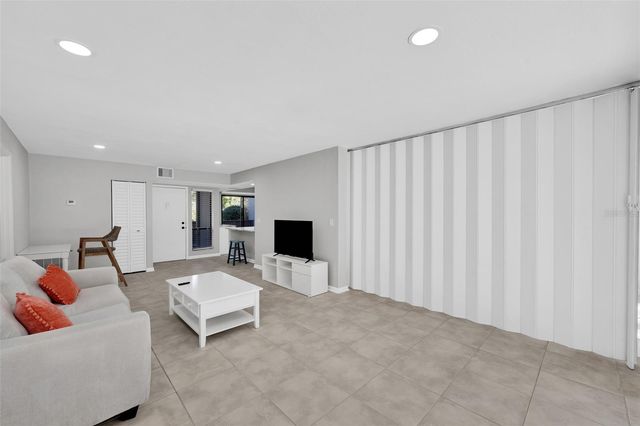 1697 BROOKHOUSE CIRCLE 116, Sarasota, FL 34231