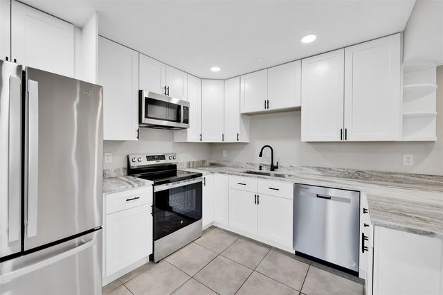 1697 BROOKHOUSE CIRCLE 116, Sarasota, FL 34231