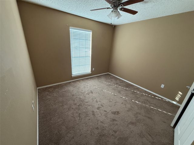 5731 Sterling Green Trail, Arlington, TX 76017