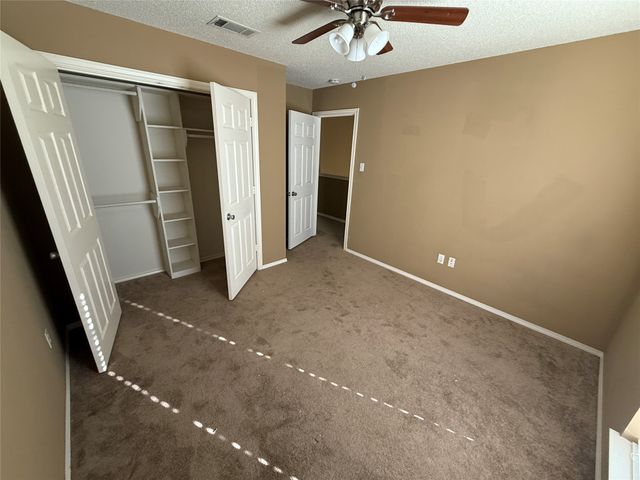 5731 Sterling Green Trail, Arlington, TX 76017