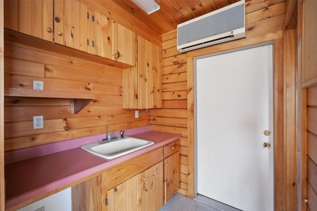 79 Maple Avenue, Catskill, NY 12414