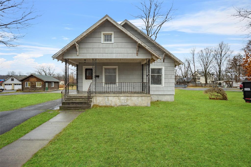 79 Maple Avenue, Catskill, NY 12414