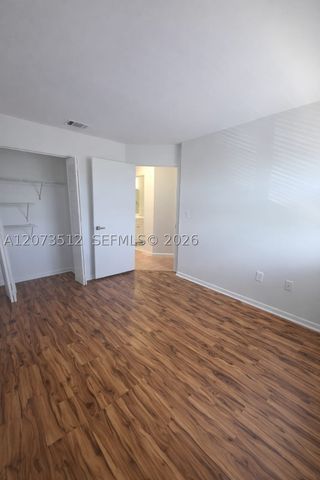15761 SW 137 ave 202, Miami, FL 33177