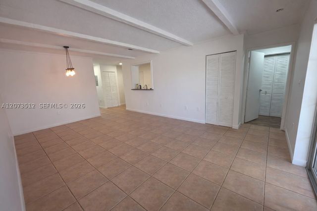 15761 SW 137 ave 202, Miami, FL 33177
