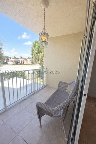 15761 SW 137 ave 202, Miami, FL 33177