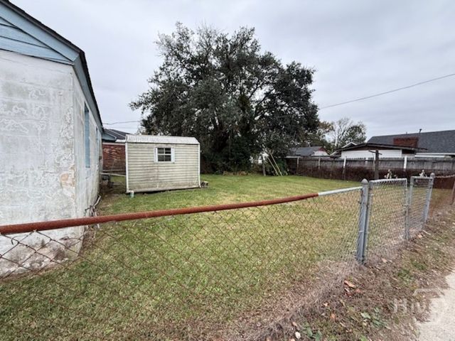 801 Lynah Street, Savannah, GA 31415