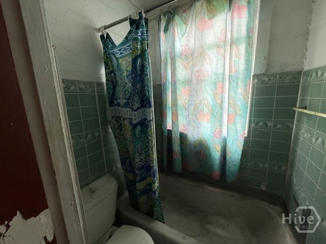 801 Lynah Street, Savannah, GA 31415