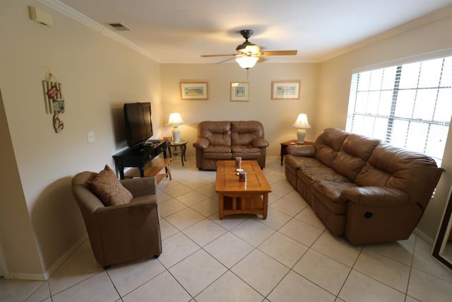 47 Brigantine Ct, St Augustine Beach, FL 32080