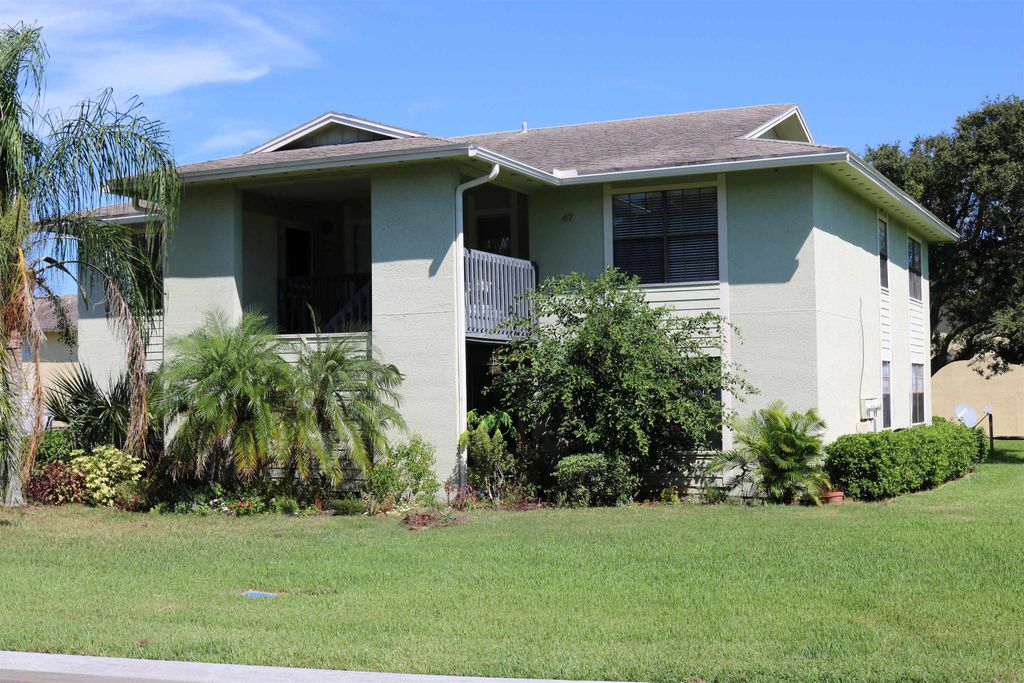 47 Brigantine Ct, St Augustine Beach, FL 32080