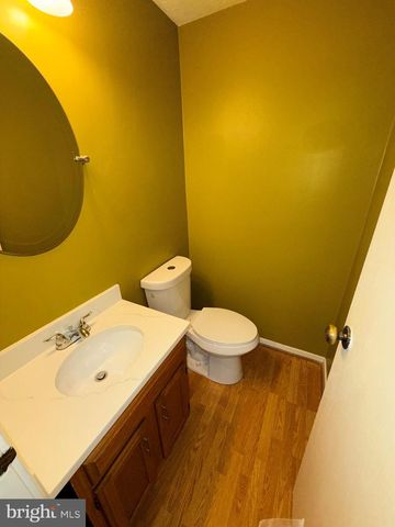 19605 KILCREGGAN WAY, Gaithersburg, MD 20879