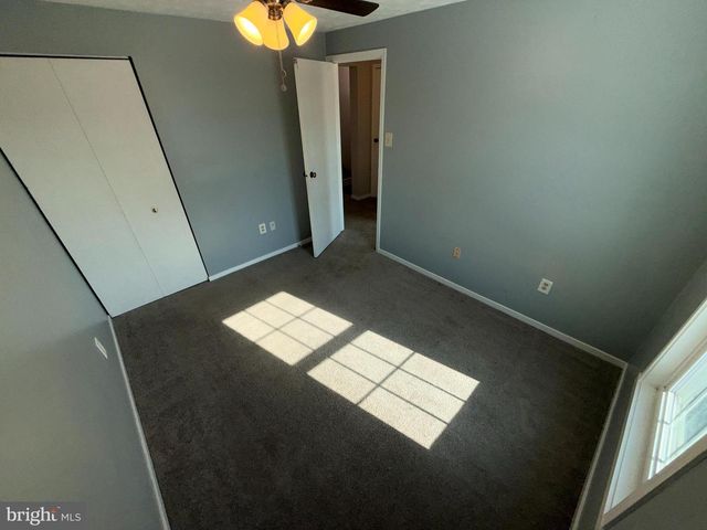 19605 KILCREGGAN WAY, Gaithersburg, MD 20879