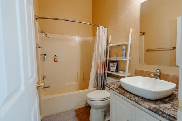 4944 Dulin Rd Road, Fallbrook, CA 92028