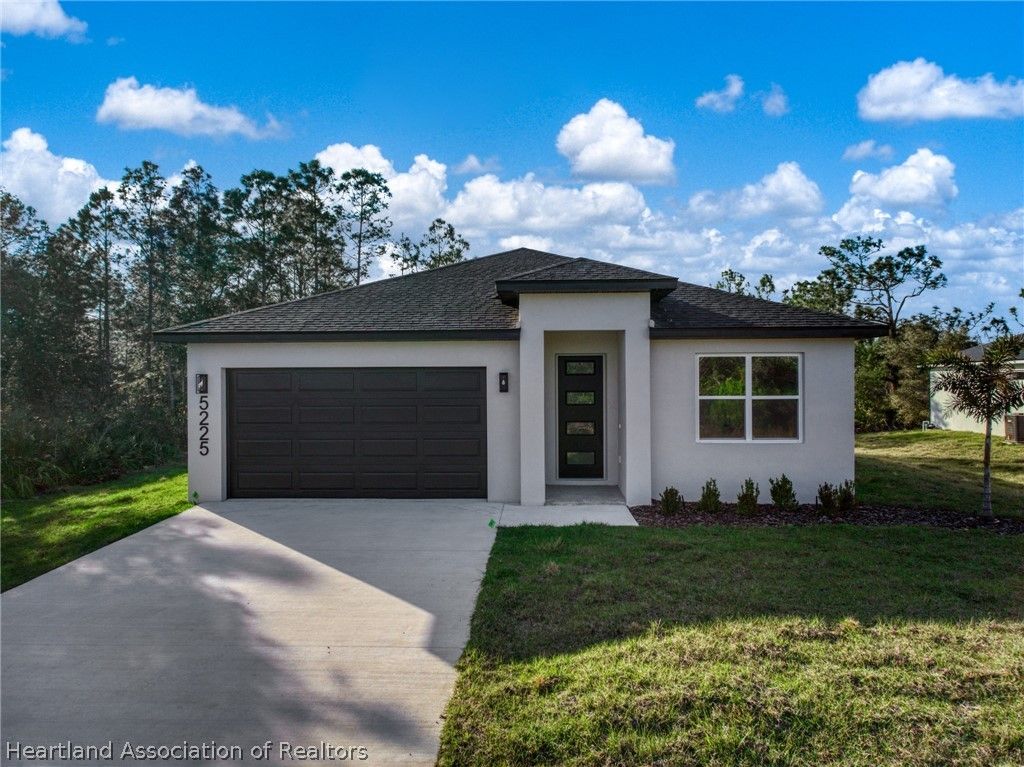 5225 Cortez Boulevard, Sebring, FL 33872