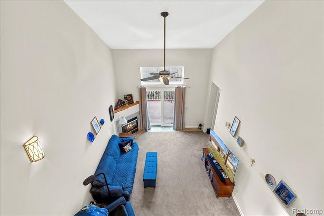 5457 Greenway Drive, Trenton, MI 48183