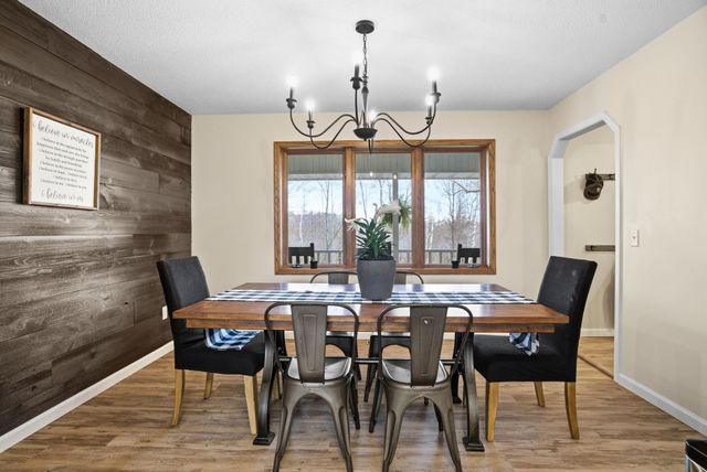 18224 Flanders Street NE, Wyoming, MN 55092