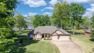 27204 S 125 Highway 9, Afton, OK 74331