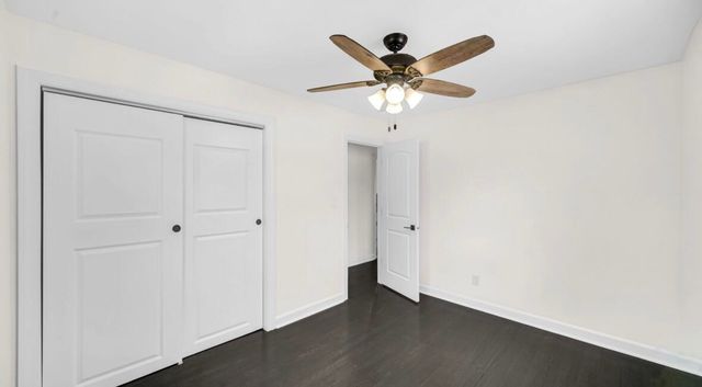 2698 County Line, Lake Station, IN 46405