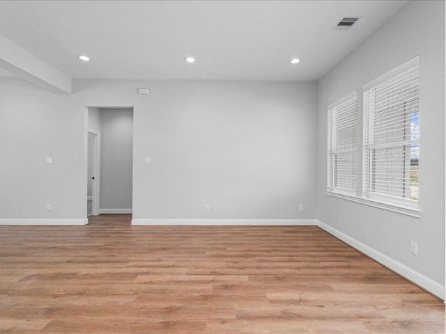 122 County Rd 2278, Cleveland, TX 77327