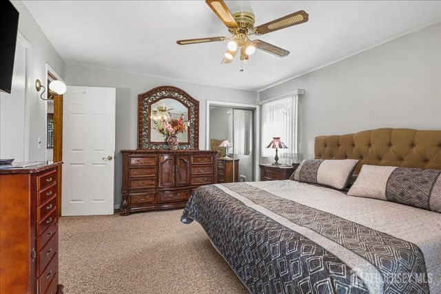 65 Hunter Lane, Woodbridge Proper, NJ 07095