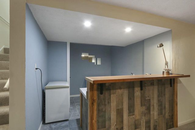 8124 W Imperial DRIVE, Franklin, WI 53132