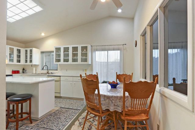 8124 W Imperial DRIVE, Franklin, WI 53132