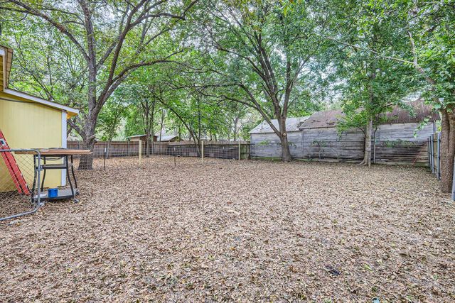 316 Plum ST, Lockhart, TX 78644