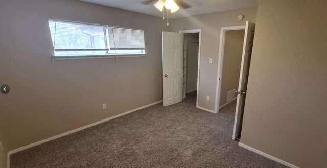 805 N Oak Street 105, Arlington, TX 76011