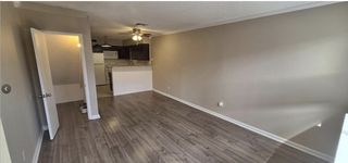 805 N Oak Street 105, Arlington, TX 76011
