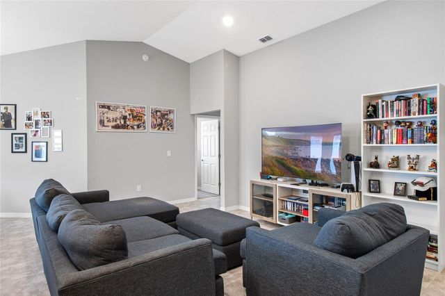 524 SCENIC BLUFF BOULEVARD, Lake Wales, FL 33853