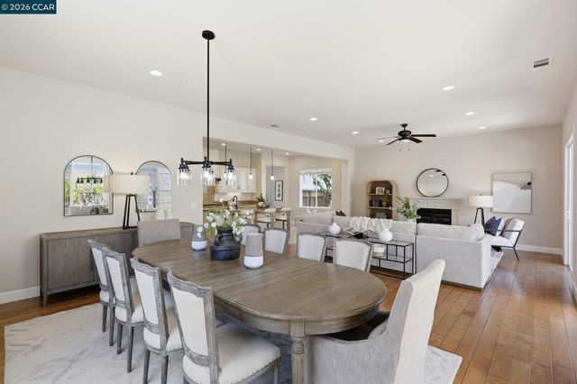 4658 Valley Vista Dr, Dublin, CA 94568