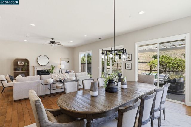 4658 Valley Vista Dr, Dublin, CA 94568