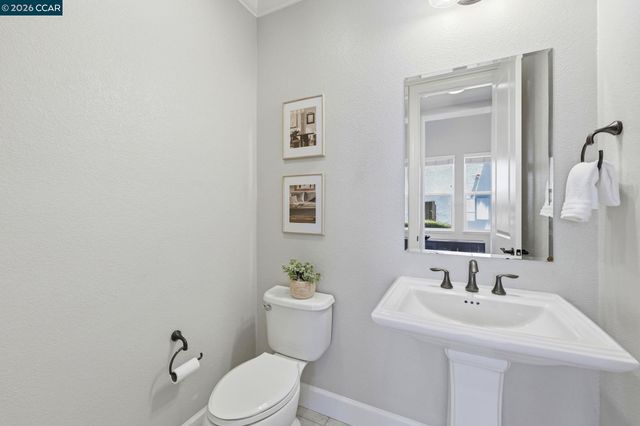 4658 Valley Vista Dr, Dublin, CA 94568