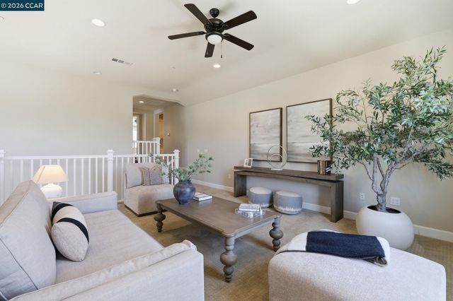 4658 Valley Vista Dr, Dublin, CA 94568