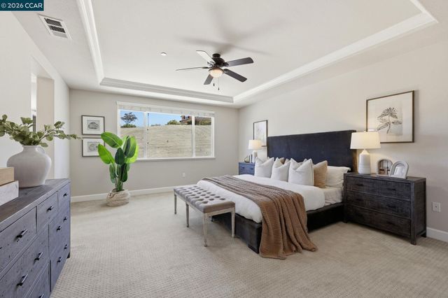 4658 Valley Vista Dr, Dublin, CA 94568