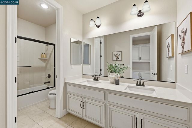4658 Valley Vista Dr, Dublin, CA 94568