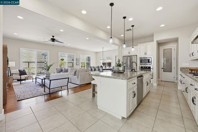 4658 Valley Vista Dr, Dublin, CA 94568